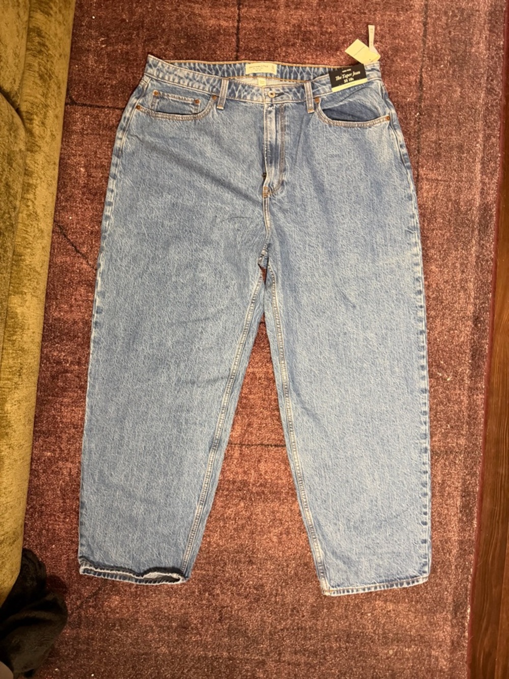 Abercrombie women’s taper Jeans — curve love, short nwt